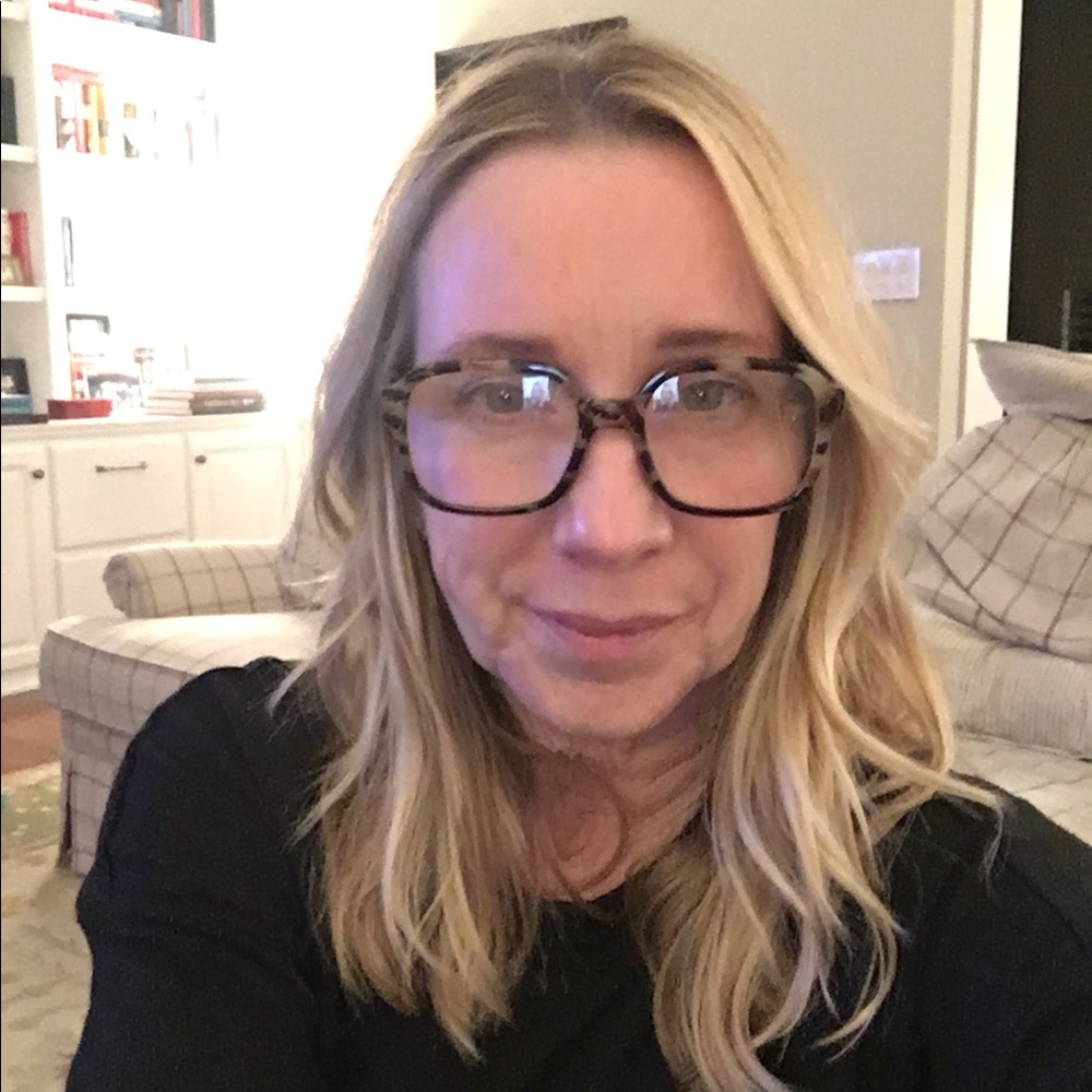 Meet your Posher, Angela